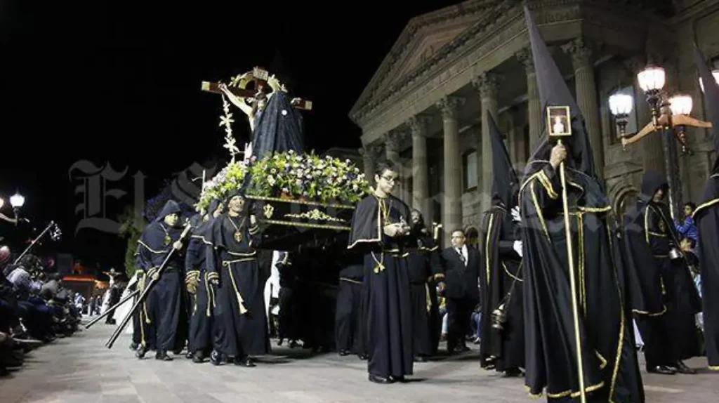 La Procesión del Silencio en SLP