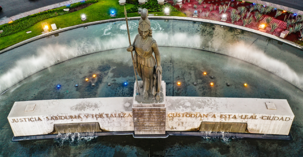 La Minerva de Guadalajara: La reina guardiana del asfalto tapatío y el epicentro de la gloria