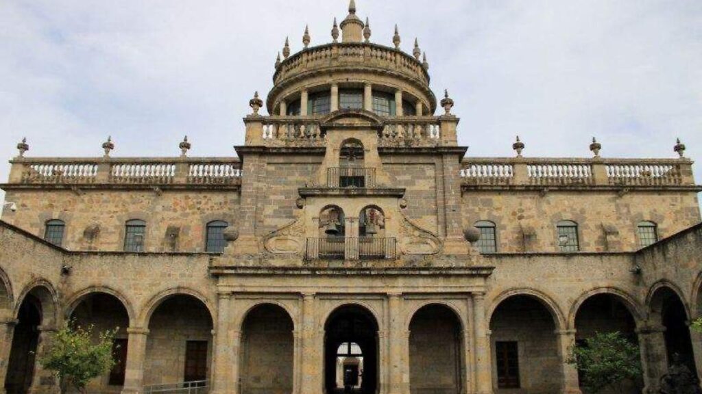Museo Cabañas: El gigante neoclásico de Guadalajara donde el arte de Orozco desafía al tiempo