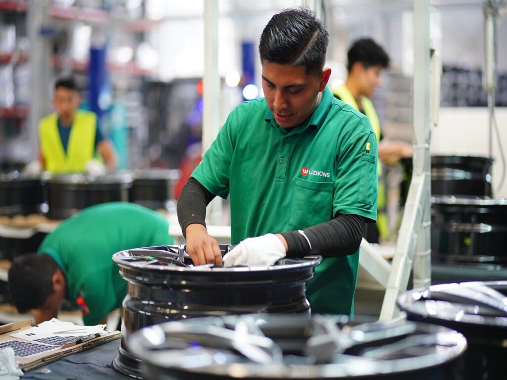 Nuevo León lidera empleo manufacturero en México