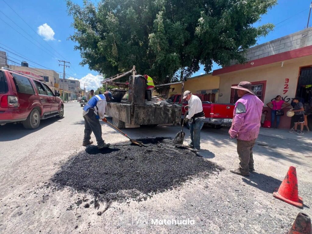 ¡CONTINÚA EL PROGRAMA DE BACHEO EN MATEHUALA!