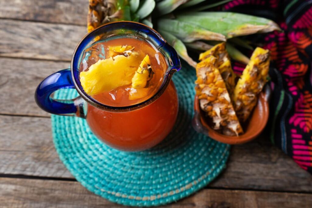 El Tepache: La espectacular y refrescante joya dorada que refresca el asfalto mexicano