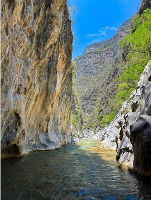 El Cañón de las Tarjeas en Linares, N.L.: El espectacular oasis de agua cristalina escondido en el sur del estado
