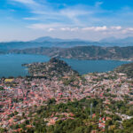 Temporada vacacional en Valle de Bravo: El escape alpino y náutico definitivo para el ruterero