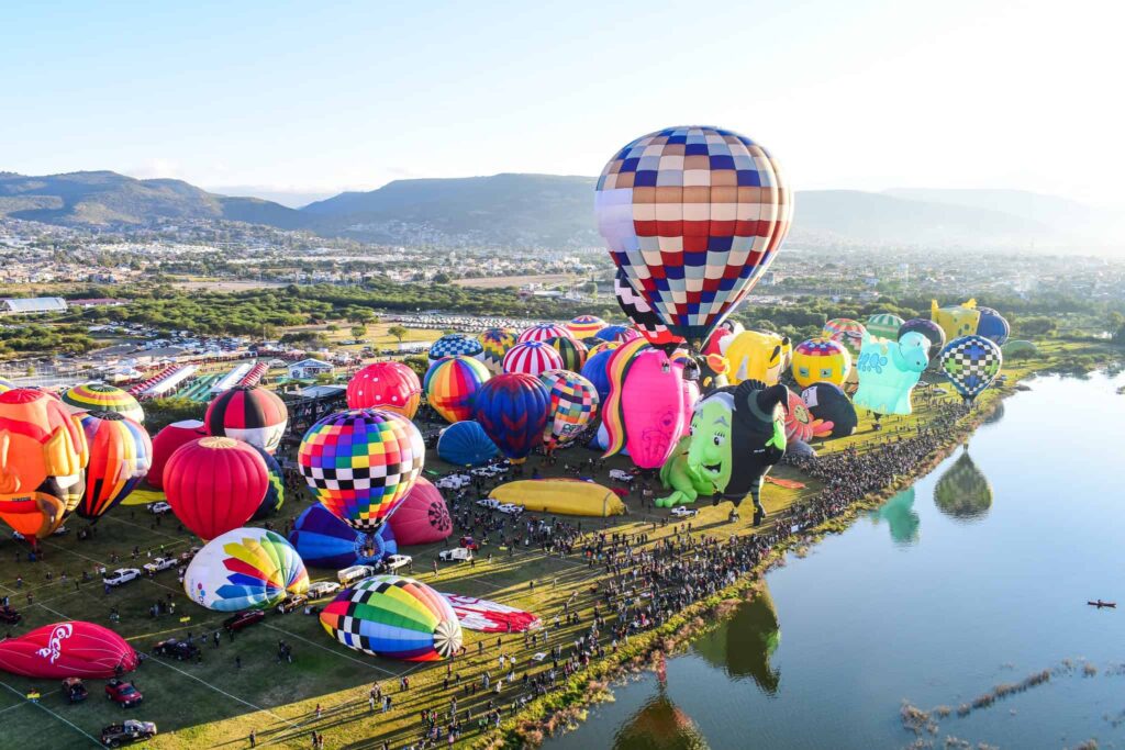 El Festival Internacional del Globo León 2026: Cielos multicolores, música y magia en el corazón de Guanajuato
