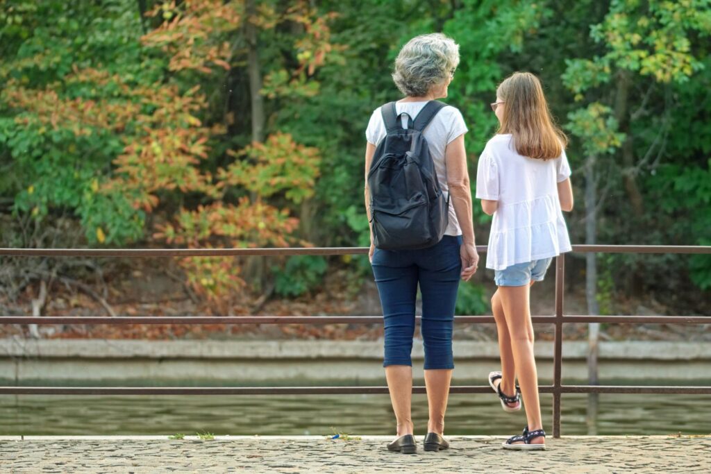El Legado del Tiempo: Por Qué el Día del Abuelo es la Celebración Más Entrañable de Agosto